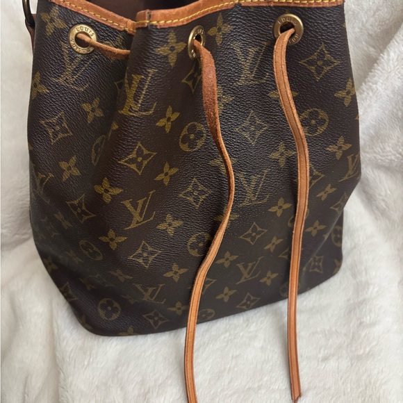 Vintage Louis Vuitton Classic Petit Noe Monogram Drawstring Bag - Picture 9 of 9